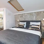 Andreis Luxury Retreat Bed & Breakfast 3*