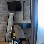 Andreis Luxury Retreat Bed & Breakfast 3*