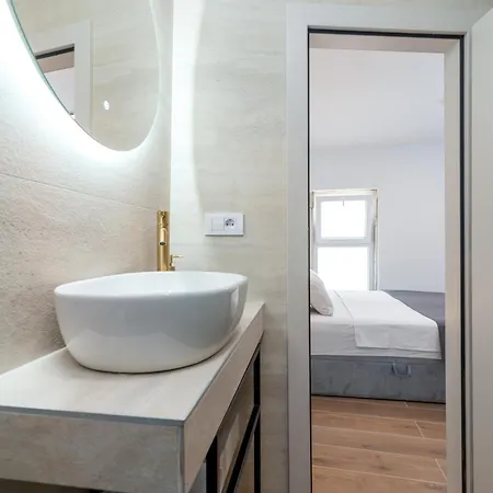 Alojamento de Acomodação e Pequeno-almoço Andreis Luxury Retreat Trogir