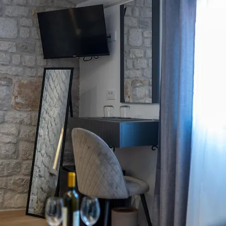 Andreis Luxury Retreat Alojamento de Acomodação e Pequeno-almoço 3*