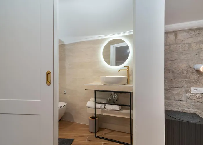 Panzió Andreis Luxury Retreat 3*