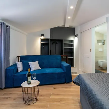 Andreis Luxury Retreat 3* تروغير