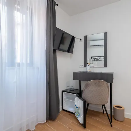 Couette-café Andreis Luxury Retreat
