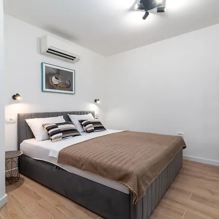 Andreis Luxury Retreat 3* تروغير