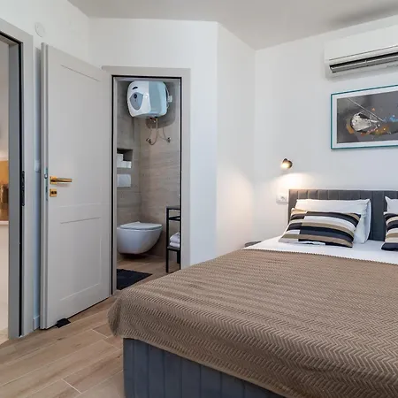 فندق مبيت وإفطار Andreis Luxury Retreat تروغير