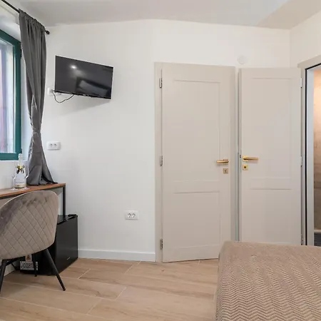Andreis Luxury Retreat Готель типу 