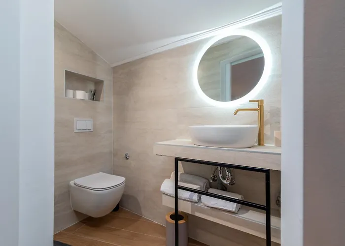 Andreis Luxury Retreat