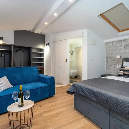 Andreis Luxury Retreat Bed & Breakfast
