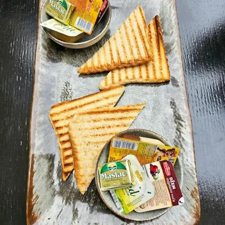 Andreis Luxury Retreat Nocleg ze śniadaniem